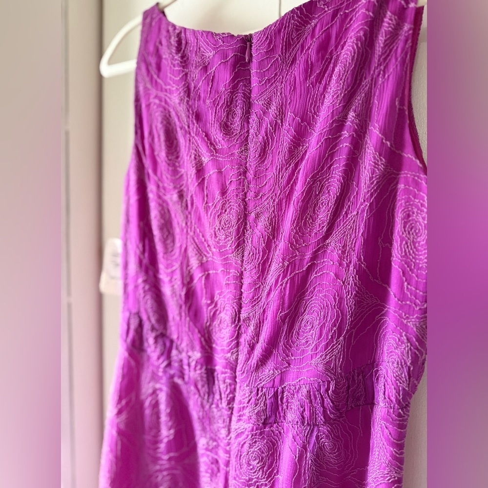 NWOT Beautiful Vintage 100% Silk Tocca Dark Pink Embroidered Dress Size 10 - Picture 9 of 9